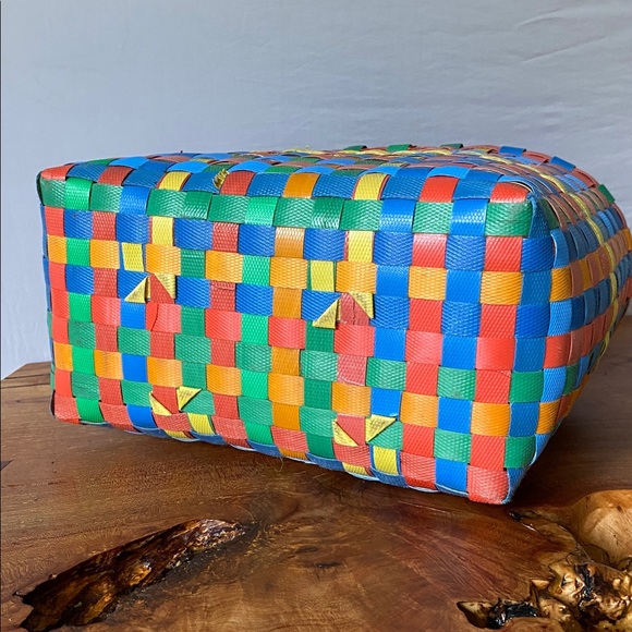 Colorful Woven Satchel Bag. Rainbow Vintage bag. 60s bag. Retro handbag - Picture 4 of 4